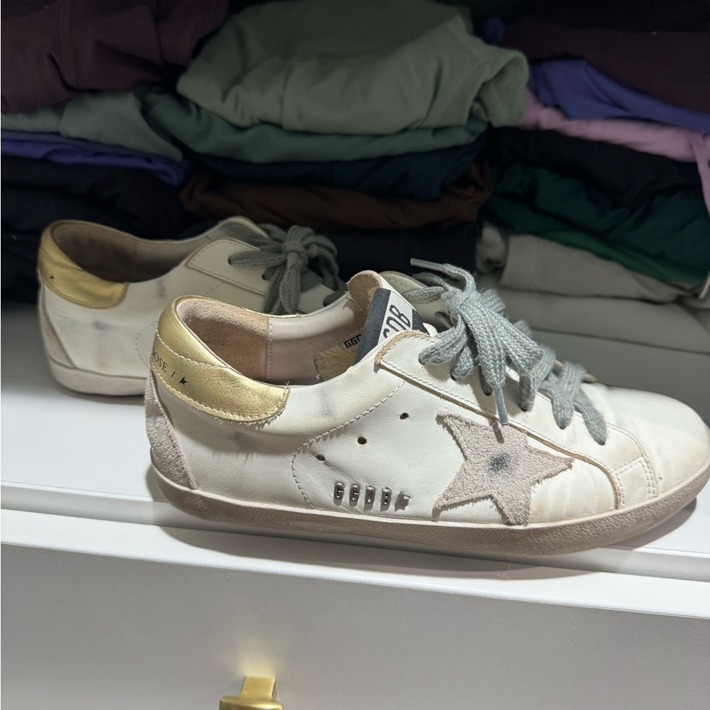 Golden Goose Superstars